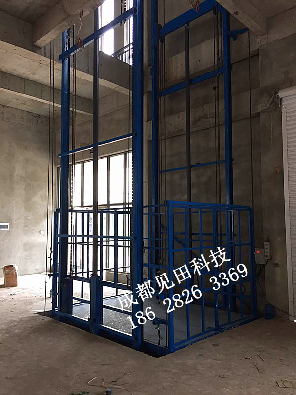 成都哪里有升降机厂家？成都见田科技带你了解下成都升降机厂家的详细情况：